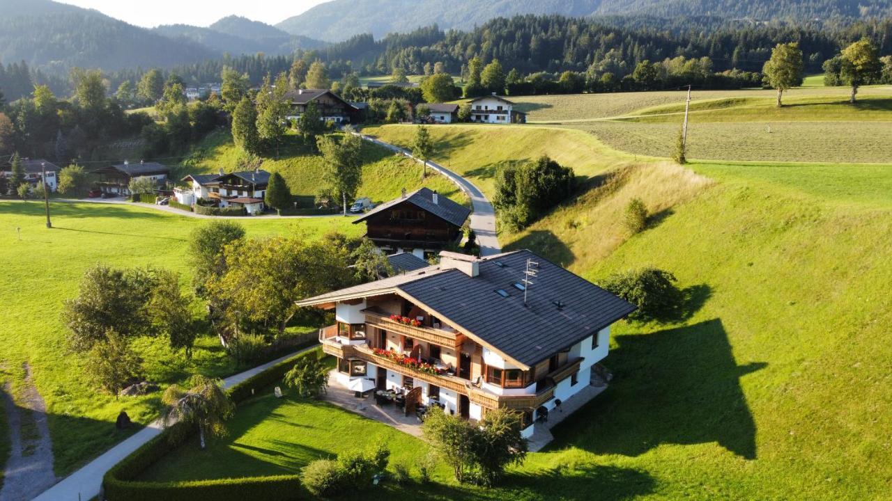 Appartementhaus Zum Schneider Scheffau am Wilden Kaiser Exterior foto